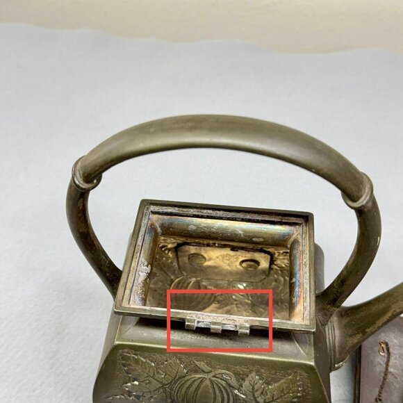 1961 Vintage Teapot Meriden B. Company Arts and Crafts With Warmer Stand Decor - Picture 15 of 16